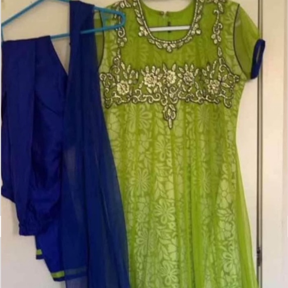 Green and blue Anarkali style 3 pcs suit - Picture 1 of 3
